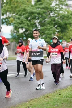 Runner Photo 1824701