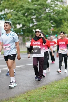 Runner Photo 1824706