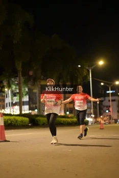 Runner Photo 1824711