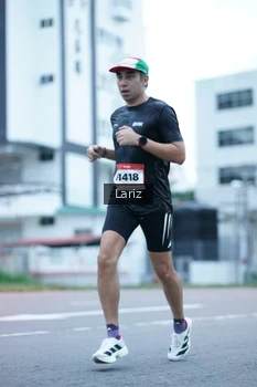 Runner Photo 1824720