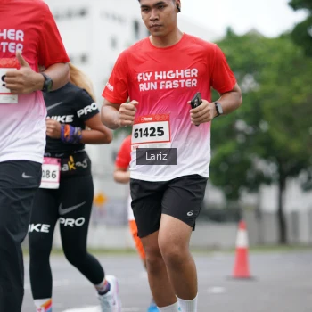 Runner Photo 1824743