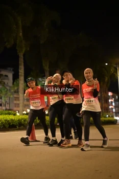 Runner Photo 1824756