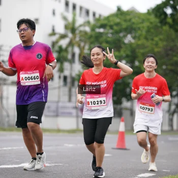 Runner Photo 1824790
