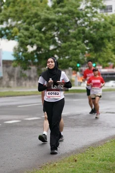 Runner Photo 1824824