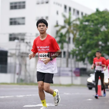 Runner Photo 1824838