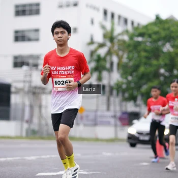 Runner Photo 1824846