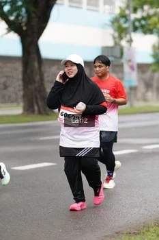 Runner Photo 1824879