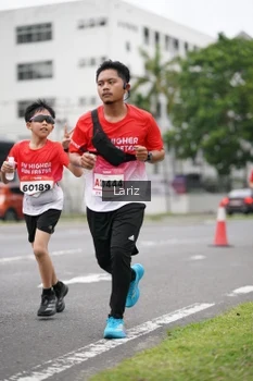 Runner Photo 1824967
