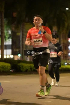 Runner Photo 1824997