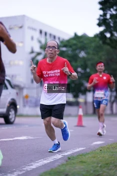 Runner Photo 1824999