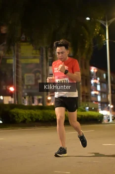 Runner Photo 1825034