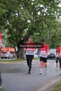 Runner Photo 1825040