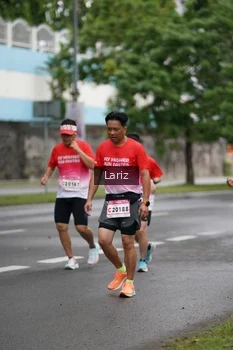 Runner Photo 1825091