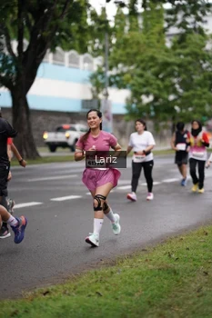 Runner Photo 1825099