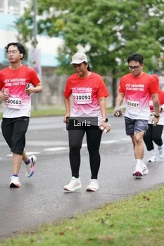 Runner Photo 1825158