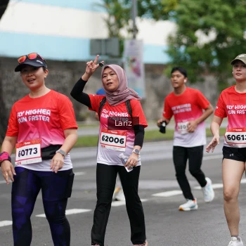 Runner Photo 1825161