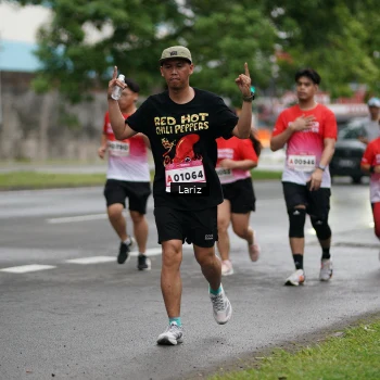 Runner Photo 1825173