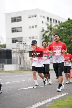 Runner Photo 1825175