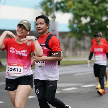 Runner Photo 1825181