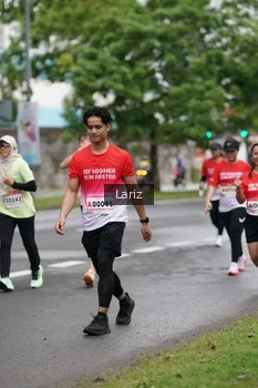 Runner Photo 1825193