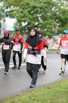 Runner Photo 1825196