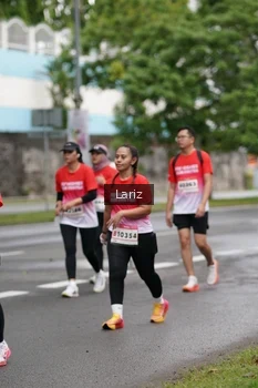Runner Photo 1825211