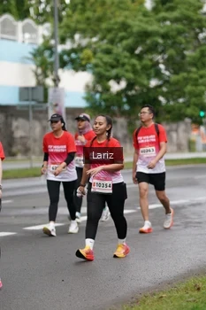 Runner Photo 1825215