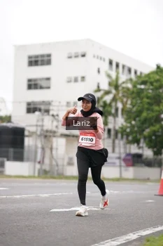 Runner Photo 1825242