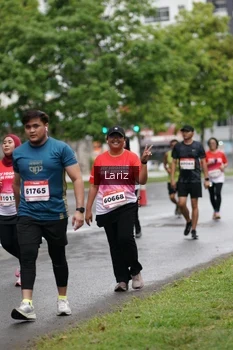 Runner Photo 1825255