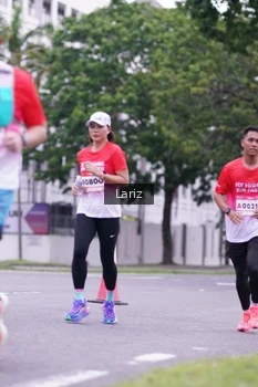 Runner Photo 1825341