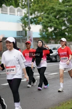 Runner Photo 1825354