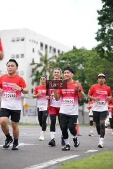 Runner Photo 1825375