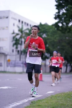 Runner Photo 1825403