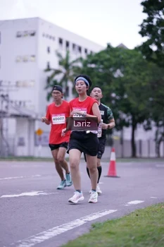 Runner Photo 1825426