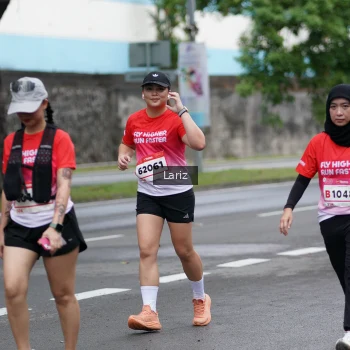 Runner Photo 1825474