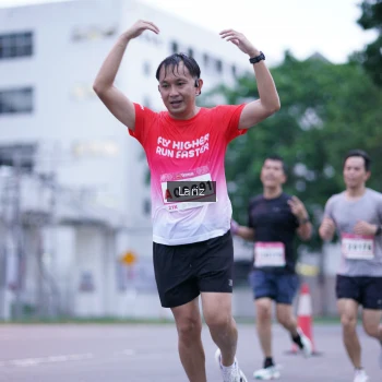 Runner Photo 1825475