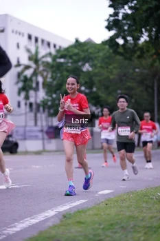 Runner Photo 1825564