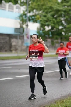 Runner Photo 1825579