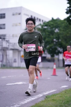 Runner Photo 1825593