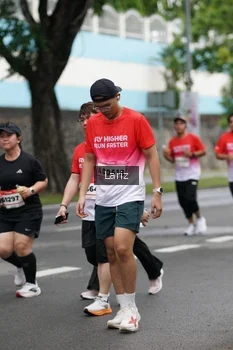 Runner Photo 1825617