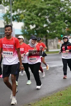 Runner Photo 1825699