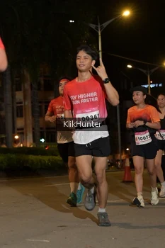 Runner Photo 1825701