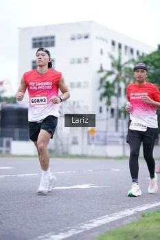 Runner Photo 1825729