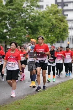 Runner Photo 1825766