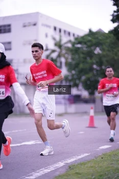 Runner Photo 1825775