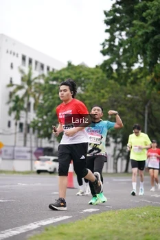 Runner Photo 1825783