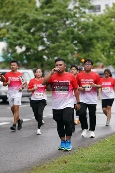 Runner Photo 1825798