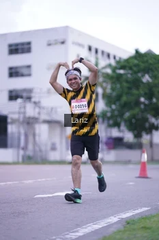 Runner Photo 1825802