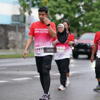Runner Photo 1825820