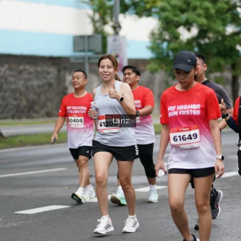 Runner Photo 1825870